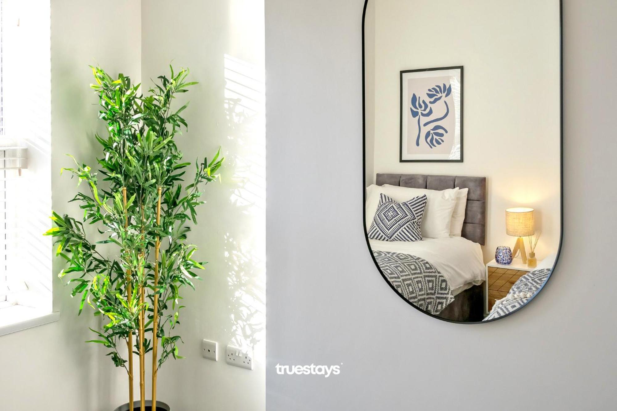 Nursery House By Truestays - 3 Bedroom House In Stoke-On-Trent Esterno foto